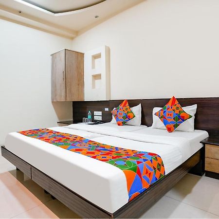 Pimpri-Chinchwad Fabhotel Regent Inn - Nr Skywalk Bridge מראה חיצוני תמונה