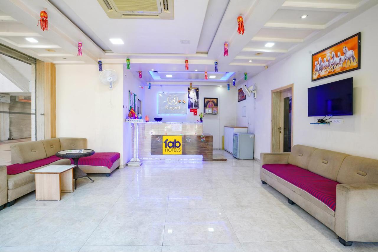 Pimpri-Chinchwad Fabhotel Regent Inn - Nr Skywalk Bridge מראה חיצוני תמונה