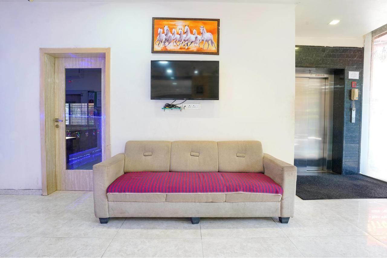 Pimpri-Chinchwad Fabhotel Regent Inn - Nr Skywalk Bridge מראה חיצוני תמונה