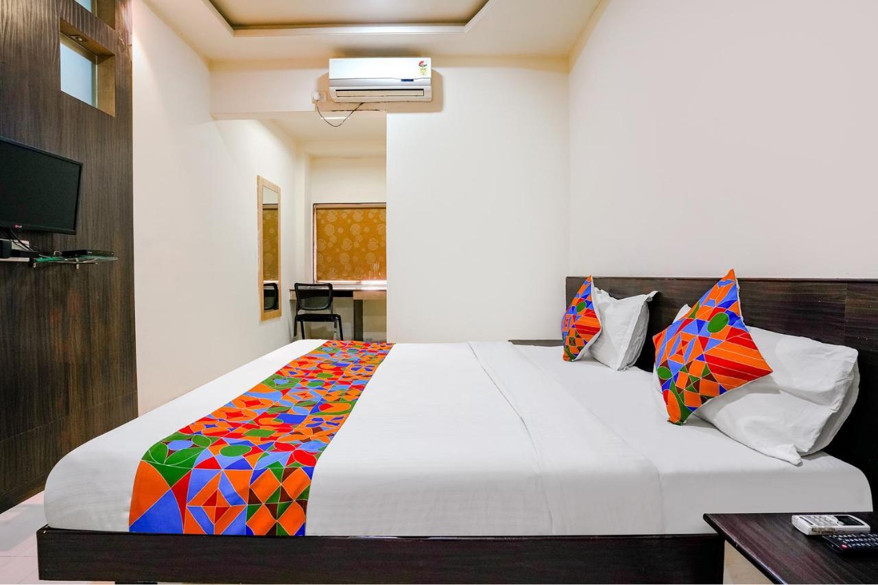 Pimpri-Chinchwad Fabhotel Regent Inn - Nr Skywalk Bridge מראה חיצוני תמונה