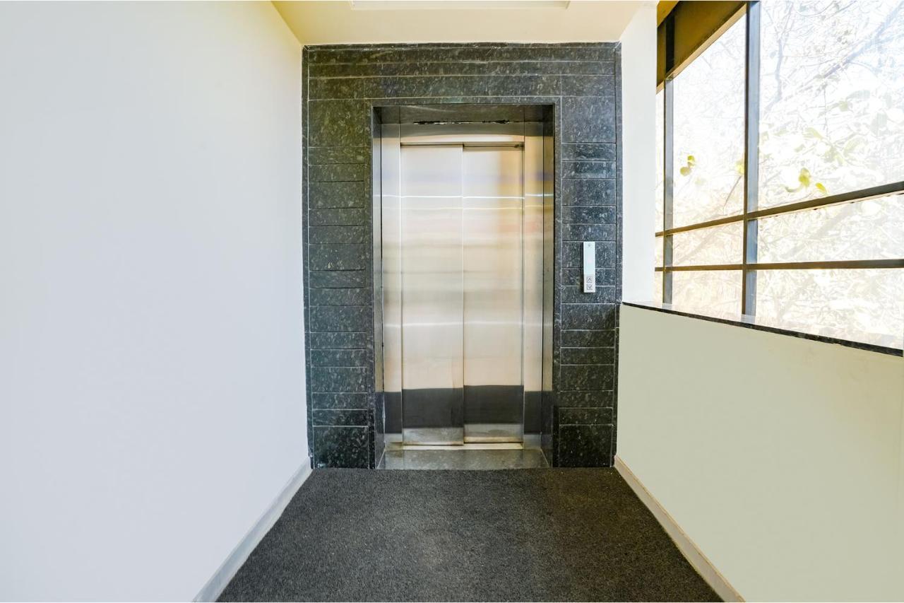 Pimpri-Chinchwad Fabhotel Regent Inn - Nr Skywalk Bridge מראה חיצוני תמונה