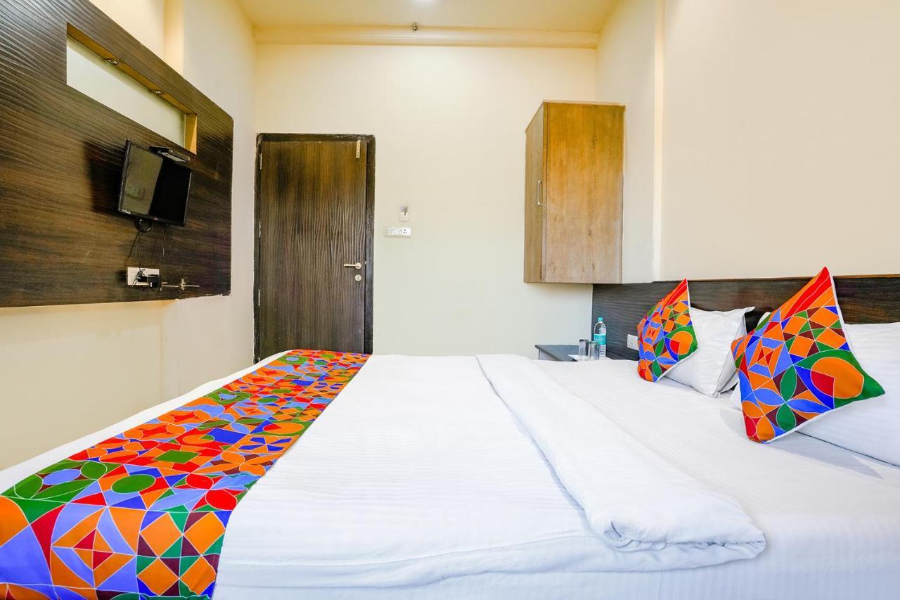 Pimpri-Chinchwad Fabhotel Regent Inn - Nr Skywalk Bridge מראה חיצוני תמונה